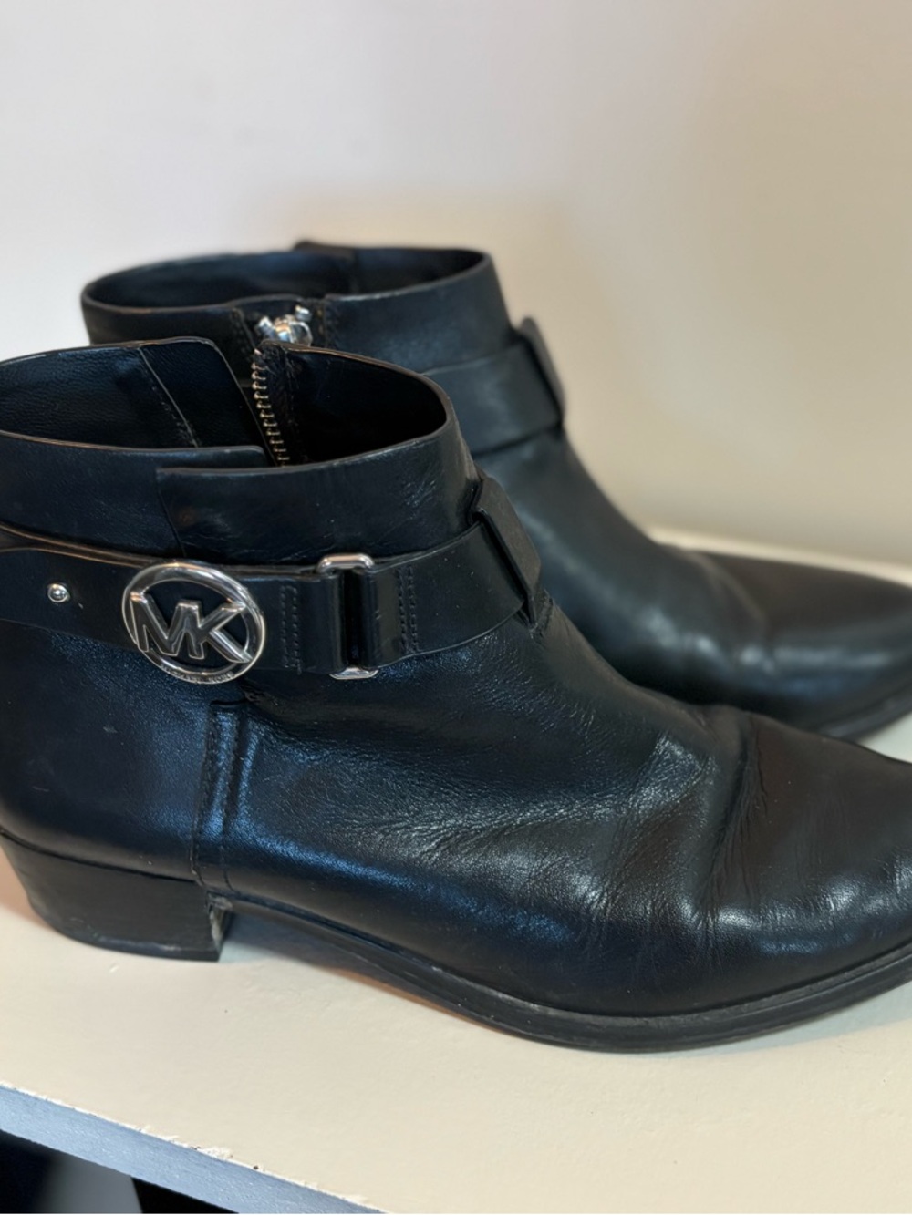 Michael Kors Black Leather Woman’s Chukka Boots